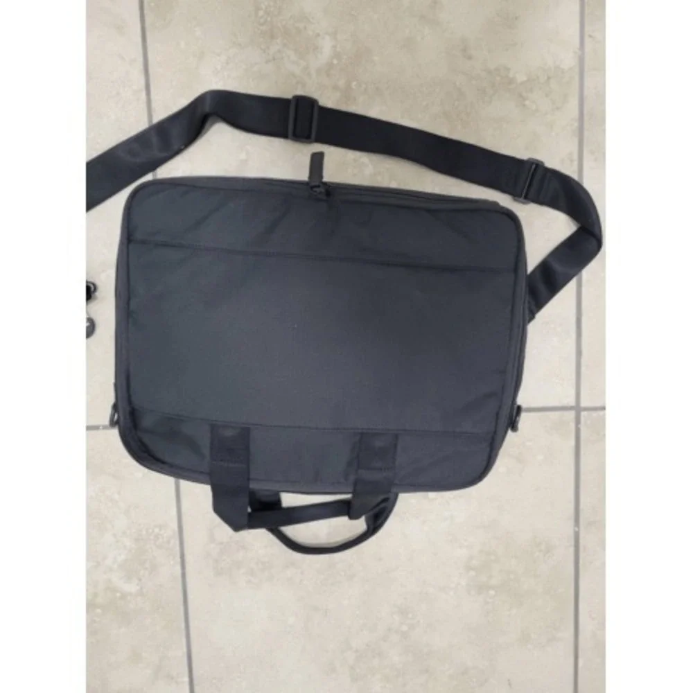 Cole Haan computer‎ bag